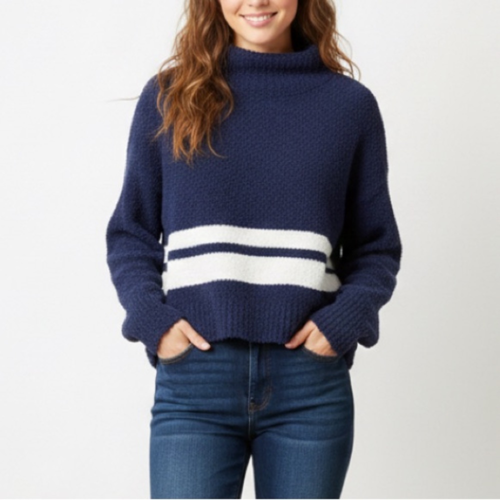 UGG Women Medium Navy Blue White Stripe Plush Mock Neck Sweater Cozy Pullover